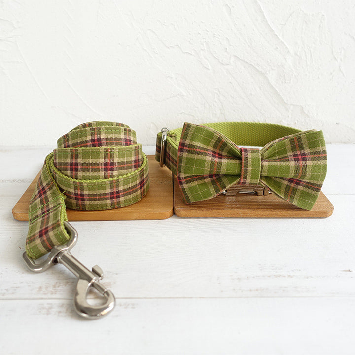 Dog collar and leash sets with bow tie with dog tag strong gold buckle Classic green checkered style